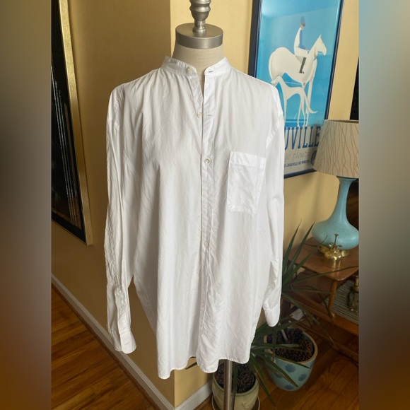 Banana Republic Tops - vintage banana republic white top